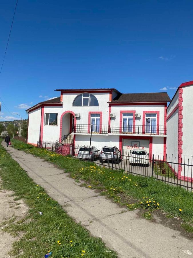 Motel Kalina Czernowitz Exterior foto