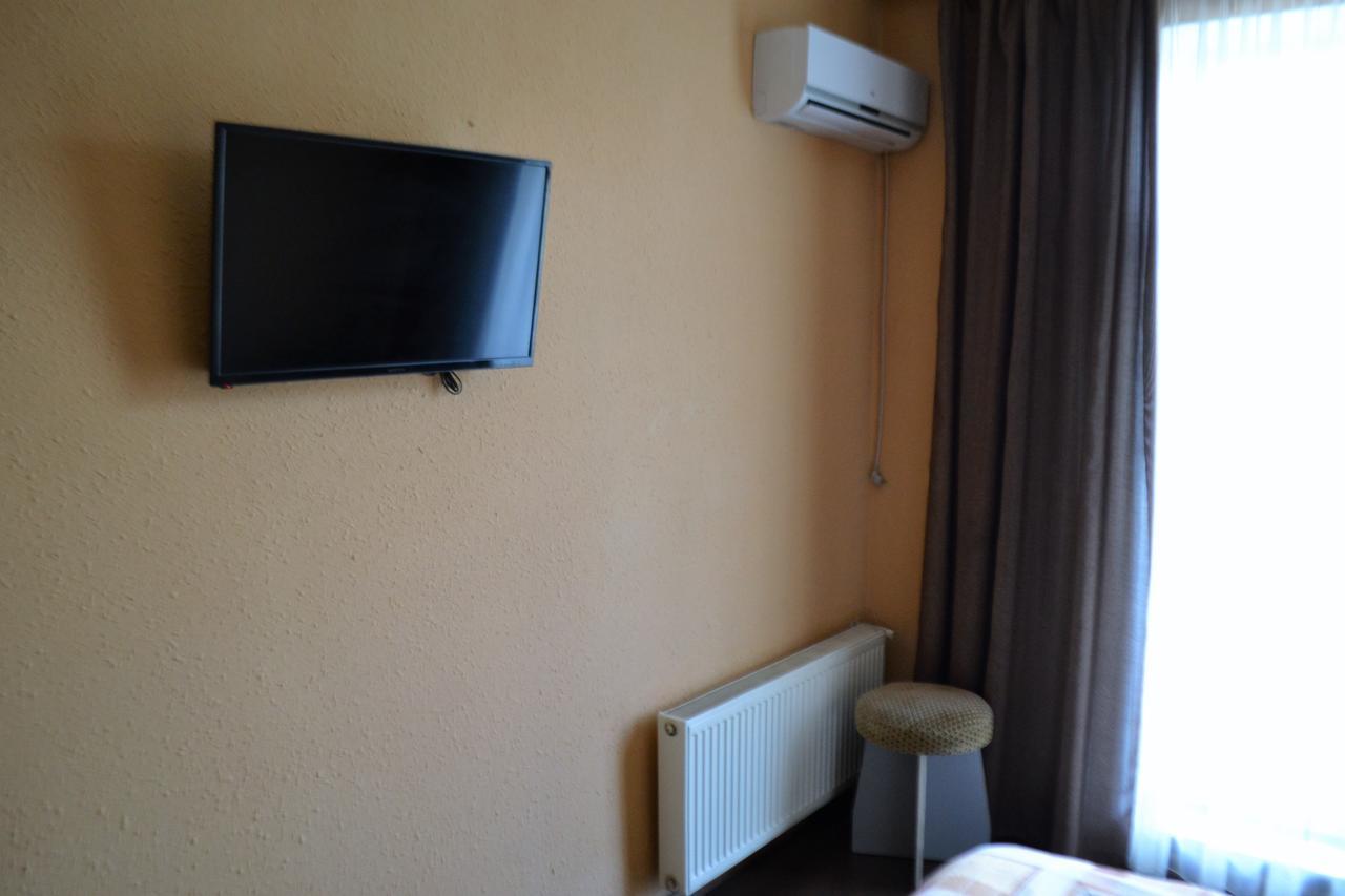 Motel Kalina Czernowitz Exterior foto